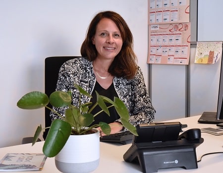 Portrait de Marie Deleplancque, responsable marketing relationnel et fidélisation